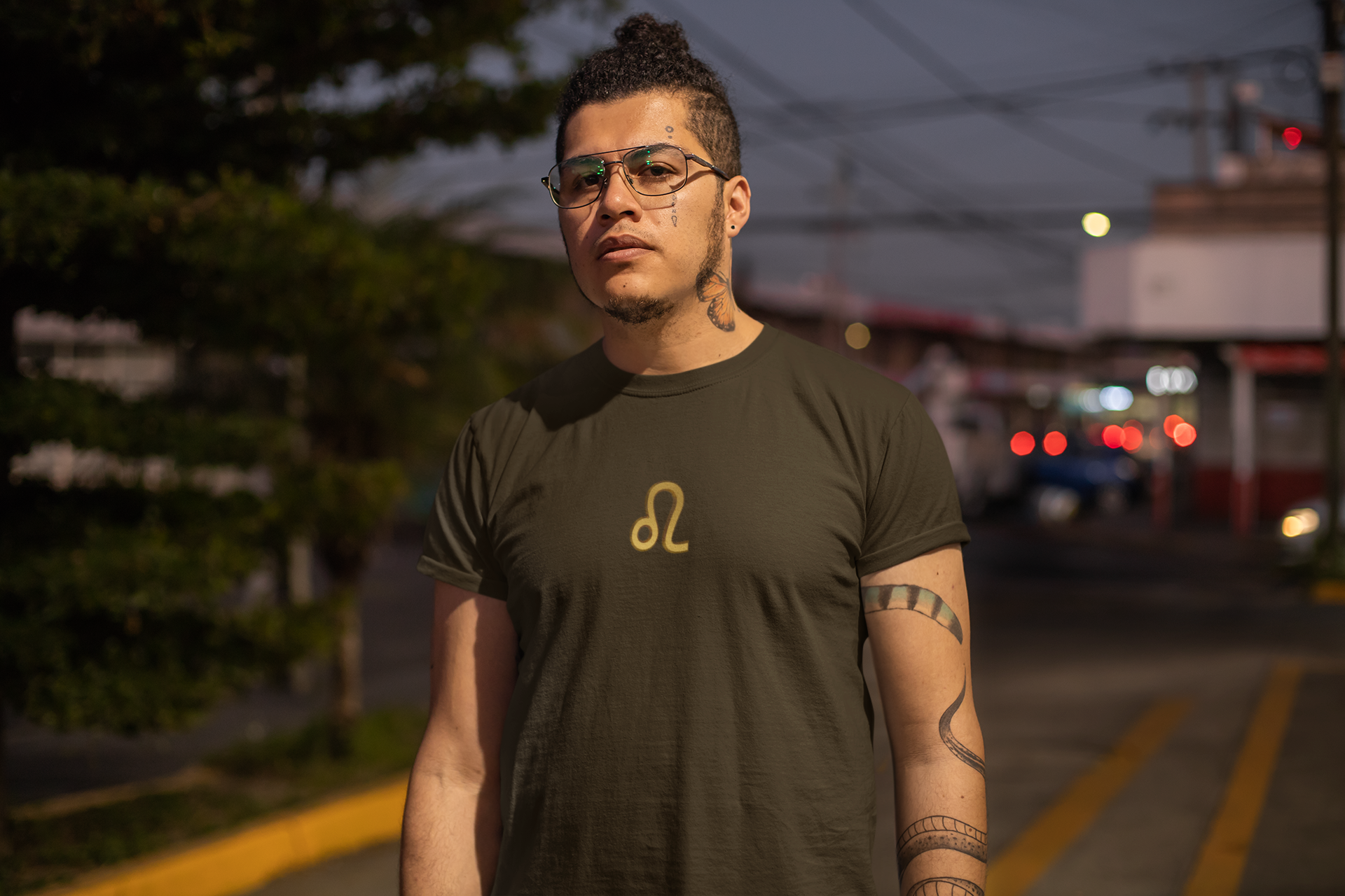 Leo Zodiac T-Shirt — Minimal Gold Leo Symbol Tee
